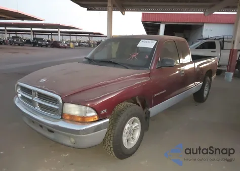 2000 Dodge Dakota Slt/Sport from USA, damaged, VIN 1B7GL22XXYS665421